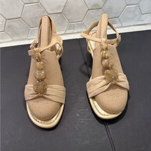 Easy Street St. Tropez Wedge Sandals Stone Leather Size 9 Rattan Comfy Resort